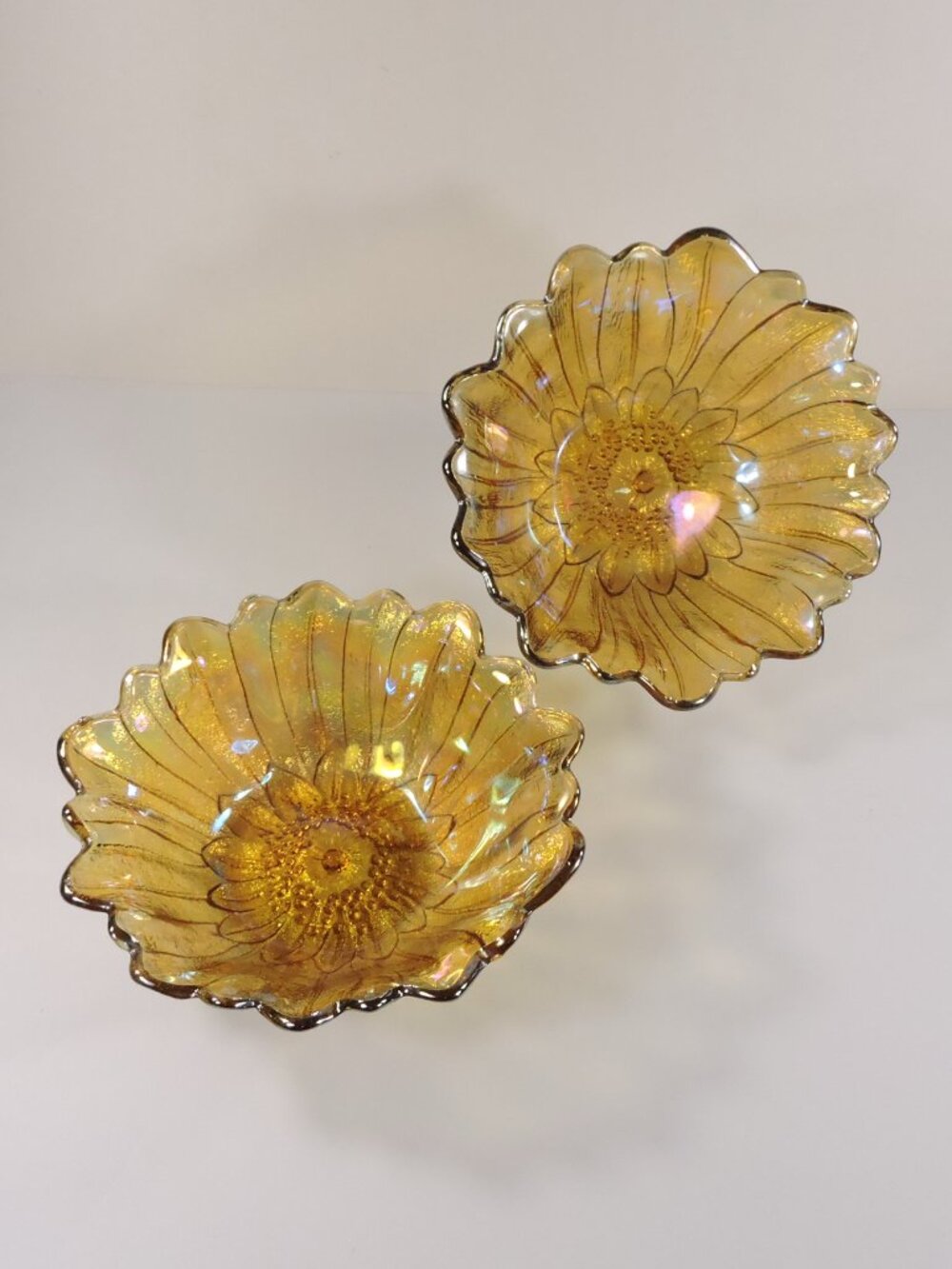 Pair of Vintage Carnival Glass 7" Bowls - Sunflower Pattern - By Indiana Glass